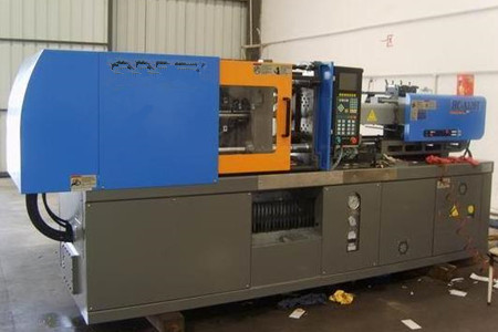 果筐注塑機(jī)廠家如何選擇比較好？需重視這些因素！