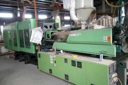 PET瓶胚快速注塑機(jī)的選擇要點(diǎn)，由廠家為您解惑！